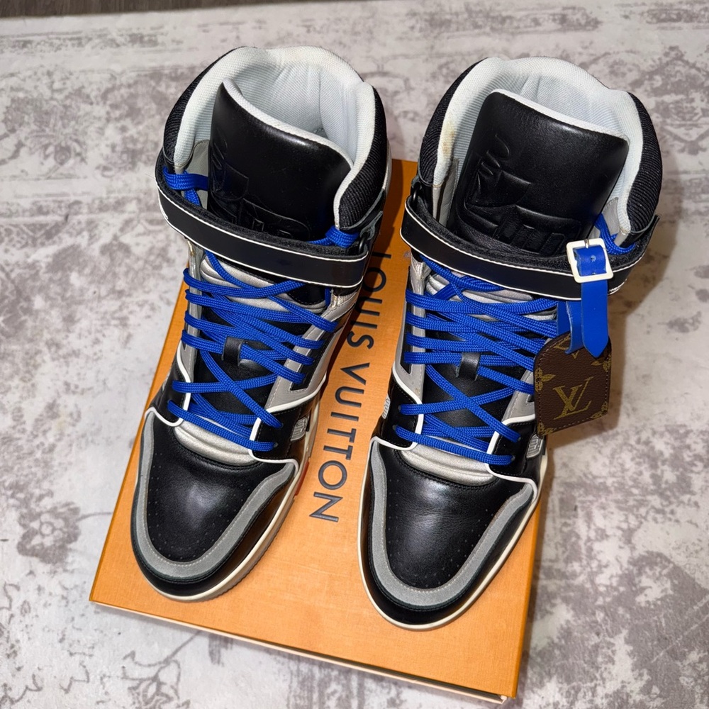Louis Vuitton VIRGIL ALBOH (RARE) 1st Sneaker - Picture 10 of 16